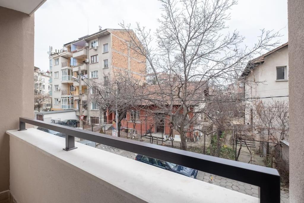 Bright & Chic Parkside Apartment Sofia Ngoại thất bức ảnh